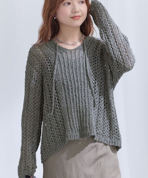 COHINA(コヒナ)の「2wayテープヤーンパターンニット 【低身長・小柄女性】(ニット/セーター・レディース・アイボリー/ベージュ/グレー・ONE SIZE)」の3枚目の写真