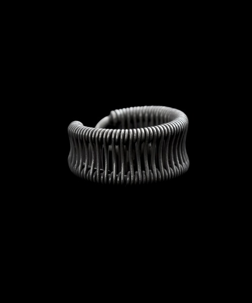 YArKA(ヤーカ)の「【YArKA×KAREN】collaboration ring YK2506OCR5379(リング・メンズ・シルバー/ブラック・#11/#13/#15)」の10枚目の写真