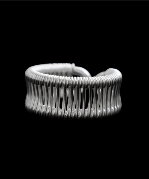YArKA(ヤーカ)の「【YArKA×KAREN】collaboration ring YK2506OCR5379(リング・メンズ・シルバー/ブラック・#11/#13/#15)」の9枚目の写真