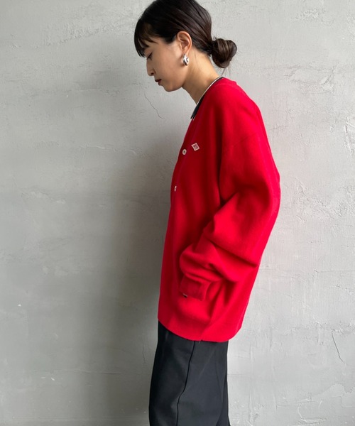 DANTON（ダントン）の「【WEB先行予約】[DANTON/ダントン] Vネックニットカーディガン（カーディガン/ボレロ・レディース・ブラック/レッド・42/40）」の4枚目の写真