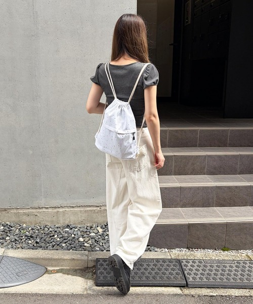 frunco（フランコ）の「【ZOZOTOWN限定】星柄ナップザック（バックパック/リュック・レディース・ホワイト/ブラック/ブルー・FREE）」の6枚目の写真
