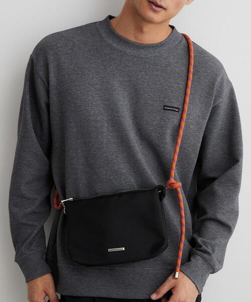 THE SHOP TK (ザ ショップ ティーケー )の「多ポケット コンパクト ショルダーバッグ(ショルダーバッグ・メンズ・ブラック系5/グレー/ブラック・00)」の3枚目の写真