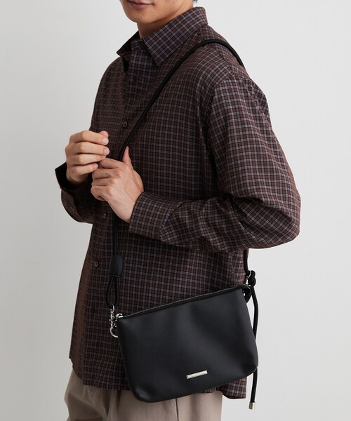 THE SHOP TK (ザ ショップ ティーケー )の「多ポケット コンパクト ショルダーバッグ(ショルダーバッグ・メンズ・ブラック系5/グレー/ブラック・00)」の2枚目の写真