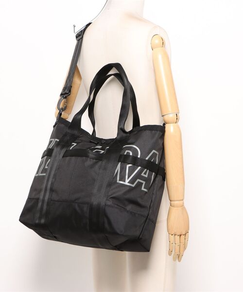 NEW ERA(ニューエラ)の「【NEW ERA/ニューエラ】トートバッグ 22L 2-way 150D NEW ERAロゴ ブラック(トートバッグ・メンズ・ブラック・FREE)」の5枚目の写真
