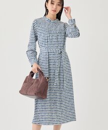 【美シルエット/ベルト付】幾何学ドット柄プリントワンピース