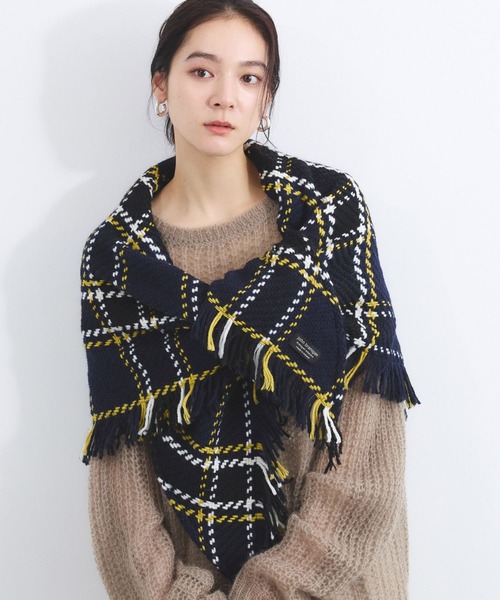 John branigan(ジョンブラニガン)の「BARNYARDSTORM / John Branigan (ジョンブラニガン) / 三角ストール 【「i.style closet」ご紹介アイテム】(ストール/ショール・レディース・ブラウン/ベージュ/ネイビー・FREE)」の3枚目の写真