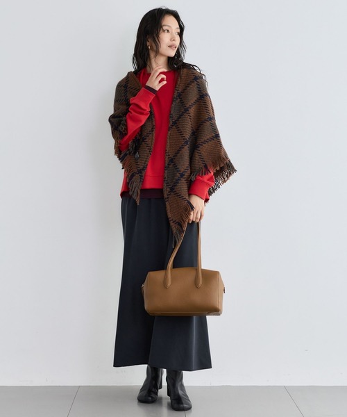 John branigan(ジョンブラニガン)の「BARNYARDSTORM / John Branigan (ジョンブラニガン) / 三角ストール 【「i.style closet」ご紹介アイテム】(ストール/ショール・レディース・ブラウン/ベージュ/ネイビー・FREE)」の7枚目の写真