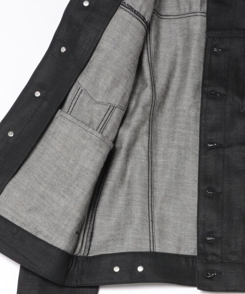 ALLSAINTS(オールセインツ)の「FITTED WAXED DENIM TRUCKER JACKET | FITTED ワックス デニム トラッカー ジャケット(デニムジャケット・メンズ・ブラック系その他・L/M/S/XS)」の8枚目の写真