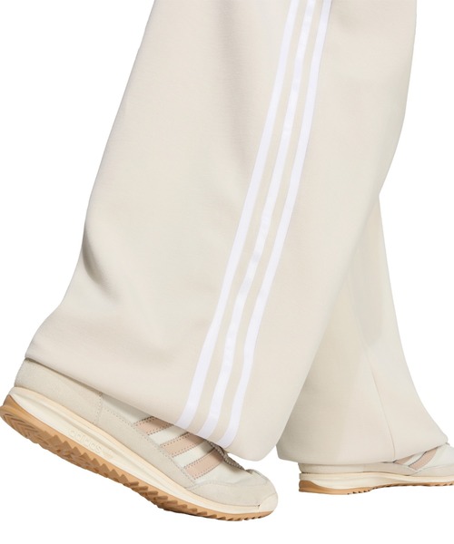 adidas（アディダス）の「adidas/アディダス　adidas Originals by JENNIE BLACK PINK/PLEATED TP（その他パンツ・レディース・ブラック/ベージュ・SMALL/MEDIUM/LARGE/X-LARGE）」の13枚目の写真