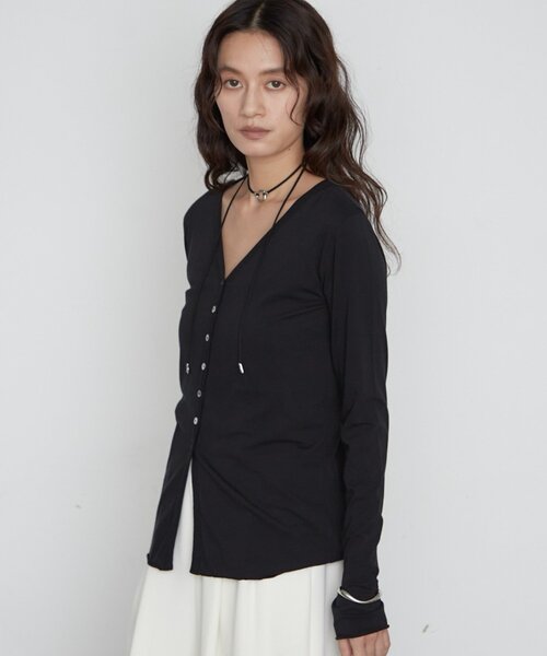 LOUNGEDRESS(ラウンジドレス)の「《レイヤードスタイル》キュプラコットンVカーディガン 秋服(カーディガン/ボレロ・レディース・ブラック/オフホワイト/モカ・FREE)」の10枚目の写真