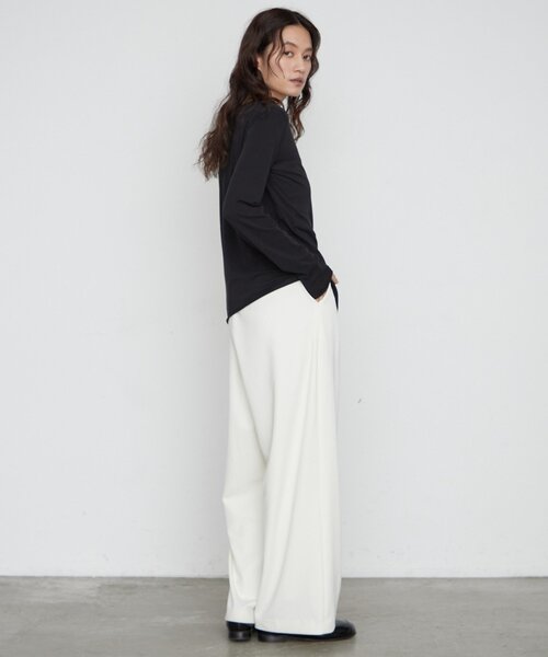 LOUNGEDRESS(ラウンジドレス)の「《レイヤードスタイル》キュプラコットンVカーディガン 秋服(カーディガン/ボレロ・レディース・ブラック/オフホワイト/モカ・FREE)」の16枚目の写真
