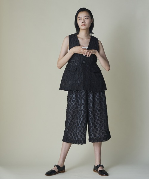 mintdesigns(ミントデザインズ)の「Floral Jacquard Volume Pants(その他パンツ・レディース・ブラック/ホワイト・ONESIZE)」の7枚目の写真