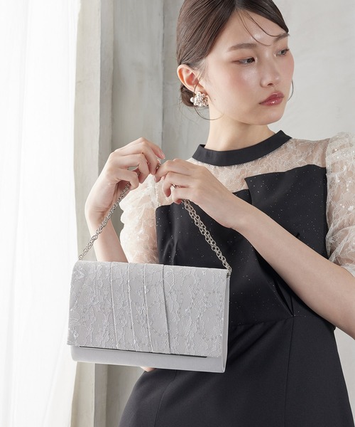Kana(カナ)の「スパンコールレースベルトクラッチバッグ パーティー 結婚式 お呼ばれ オケージョン(クラッチバッグ・レディース・ベージュ/ブラック/シルバー・フリー)」の3枚目の写真