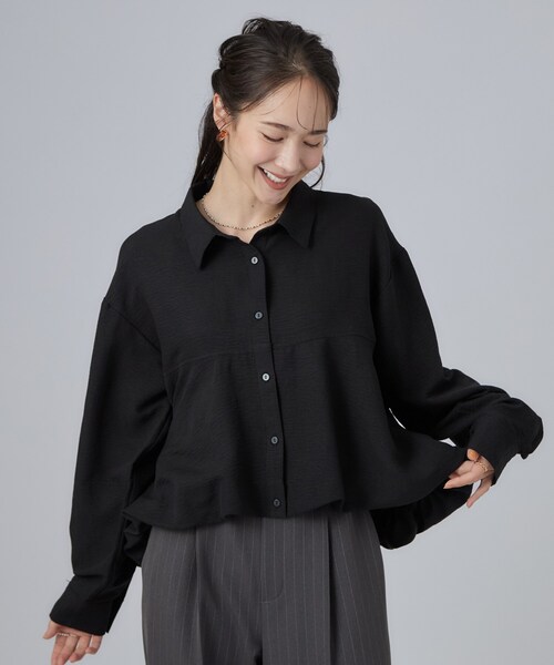 SHOO・LA・RUE(シューラルー)の「【S-LL/洗濯機可】インせず即こなれる 裾バルーンシャツ(シャツ/ブラウス・レディース・マスタード/ブラック/アイボリー・02/04/03/01)」の8枚目の写真