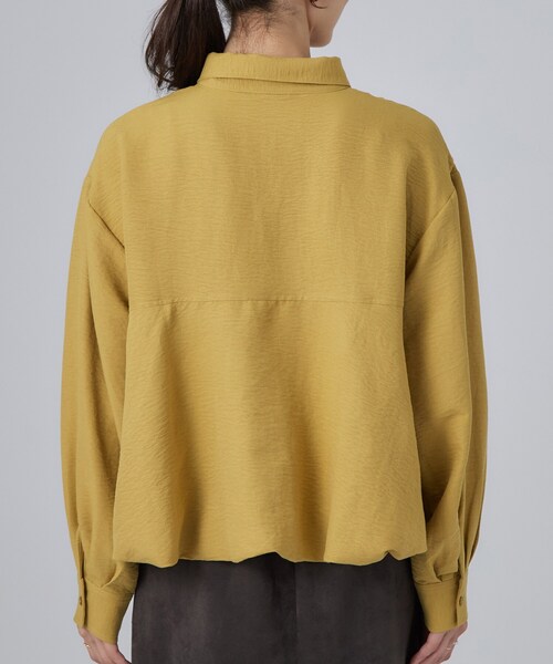 SHOO・LA・RUE(シューラルー)の「【S-LL/洗濯機可】インせず即こなれる 裾バルーンシャツ(シャツ/ブラウス・レディース・マスタード/ブラック/アイボリー・02/04/03/01)」の18枚目の写真