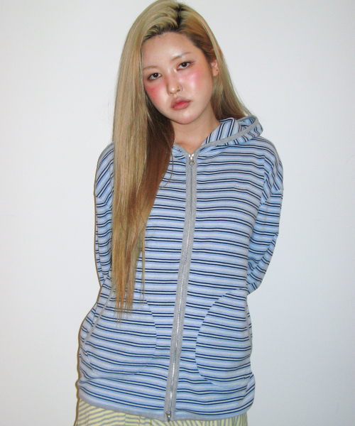 AMESWORLDWIDE(アメスワールドワイド)の「ストライプ ソフトフーディ ジップアップ ブルー(パーカー・レディース・その他・SMALL/MEDIUM)」の4枚目の写真