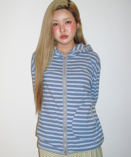 AMESWORLDWIDE(アメスワールドワイド)の「ストライプ ソフトフーディ ジップアップ ブルー(パーカー・レディース・その他・SMALL/MEDIUM)」の5枚目の写真