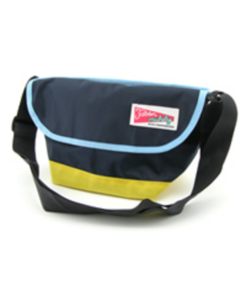 SHIPS（シップス）の「TABAN MUHELY:SMALL FLAP BAG（ショルダーバッグ・メンズ・ブラウン/ワイン/ネイビー/グレー・ONE SIZE）」の3枚目の写真