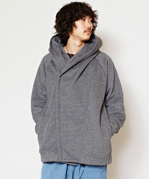 チャイハネ（チャイハネ）の「【チャイハネ】yul ボリュームカラーMEN'Sシンプルパーカー（パーカー・メンズ・グリーン/チャコール/ネイビー/ブラック/ワイン・FREE）」の3枚目の写真