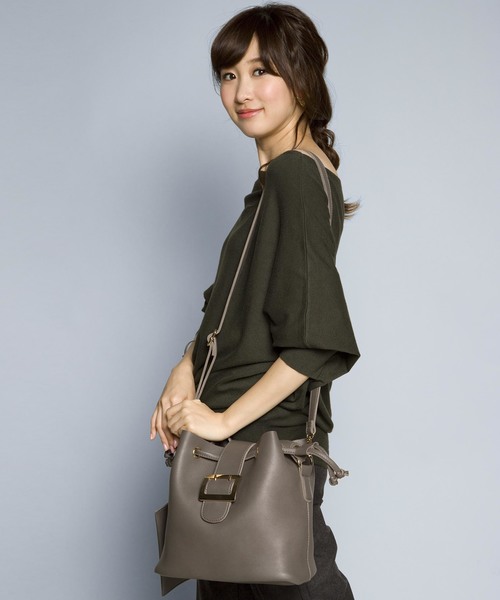 PLAIN CLOTHING（プレーンクロージング）の「ワンハンドルバッグ/ショルダーバッグ【PLAIN CLOTHING】（ショルダーバッグ・レディース・ブラック/グレー/グリーン/ボルドー/キャメル/ネイビー・FREE）」の3枚目の写真