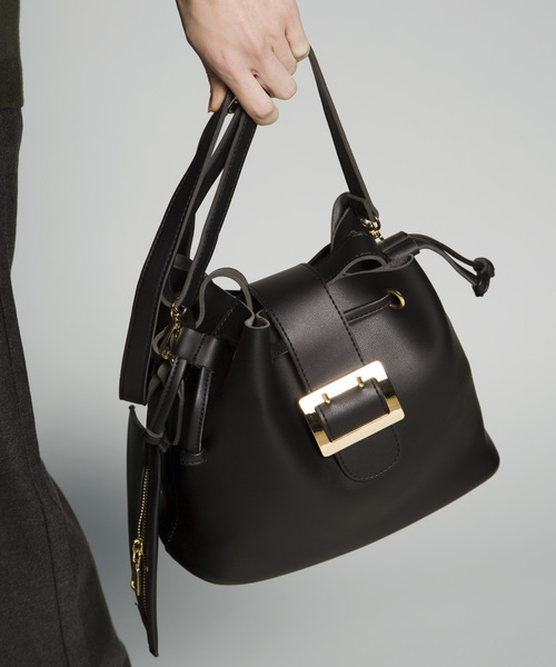 PLAIN CLOTHING（プレーンクロージング）の「ワンハンドルバッグ/ショルダーバッグ【PLAIN CLOTHING】（ショルダーバッグ・レディース・ブラック/グレー/グリーン/ボルドー/キャメル/ネイビー・FREE）」の2枚目の写真