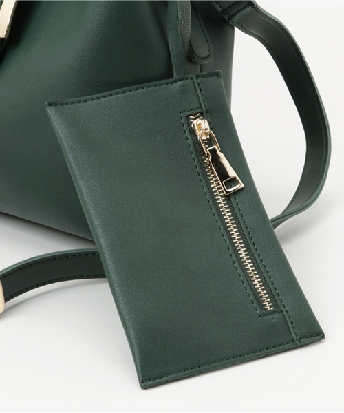 PLAIN CLOTHING（プレーンクロージング）の「ワンハンドルバッグ/ショルダーバッグ【PLAIN CLOTHING】（ショルダーバッグ・レディース・ブラック/グレー/グリーン/ボルドー/キャメル/ネイビー・FREE）」の8枚目の写真