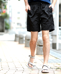 Denime | コンビニエンスリラックスナイロンショーツ(その他パンツ)