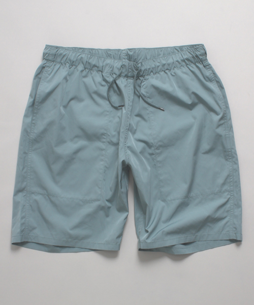 Denime（ドゥニーム）の「コンビニエンスリラックスナイロンショーツ（その他パンツ・メンズ・サックスブルー/ブラック/ベージュ・MEDIUM/LARGE）」の9枚目の写真