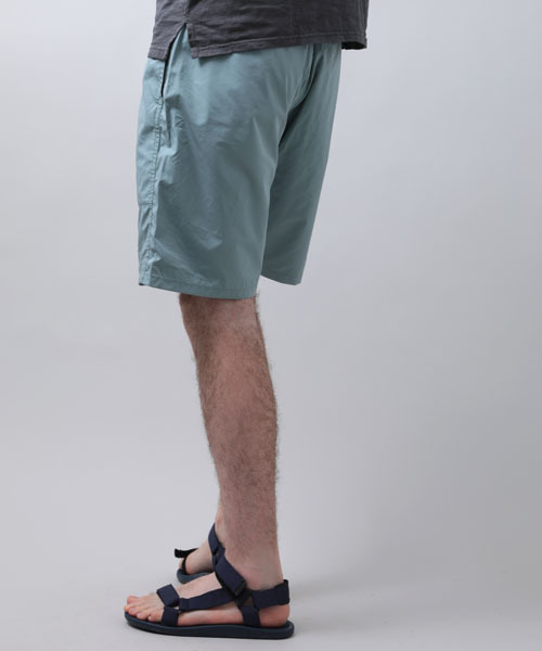 Denime（ドゥニーム）の「コンビニエンスリラックスナイロンショーツ（その他パンツ・メンズ・サックスブルー/ブラック/ベージュ・MEDIUM/LARGE）」の15枚目の写真