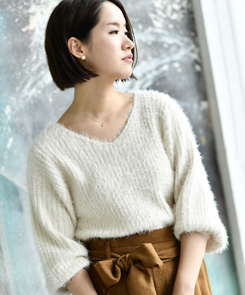 rps（アールピーエス）の「フェザーリブＶネック長袖ニットプルオーバー（ニット/セーター・レディース・ピンク/アイボリー/杢グレー/マスタード/ボルドー・M）」の2枚目の写真