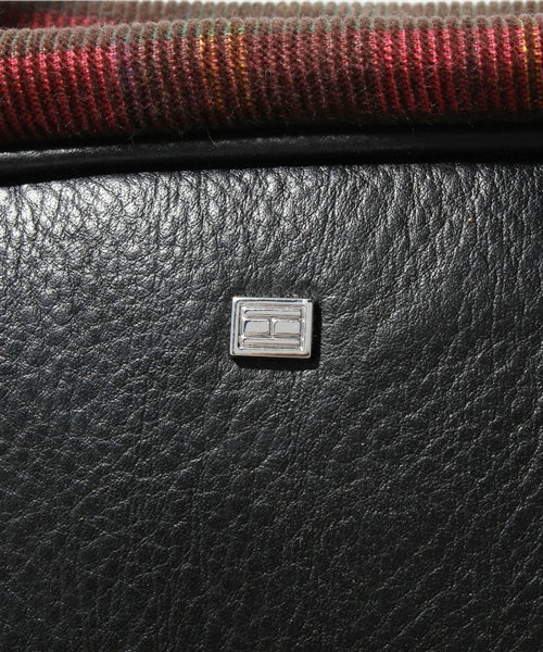 TOMMY HILFIGER(トミーヒルフィガー)の「YATES II SMALL BRIEFCASE(ビジネスバッグ・メンズ・レッド・FREE)」の12枚目の写真