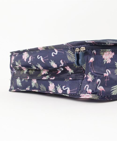 classicalelf(クラシカルエルフ)の「映えるプリント柄のトラベルポーチ6点セット(トラベルグッズ・レディース・ブラック/ピンク/ネイビー/ブルー/グリーン・ONE SIZE)」の6枚目の写真