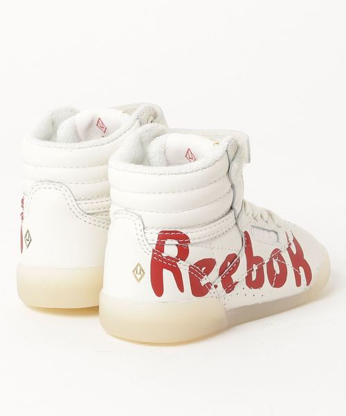 Reebok(リーボック)の「【Reebok CLASSIC×The Animals Observatory】フリースタイル グラフィック TAO x Reebok(スニーカー・キッズ・ナチュラル・12cm/15.0cm/16.0cm/14.0cm/13.0cm)」の2枚目の写真