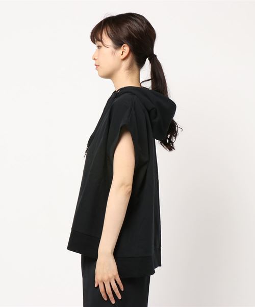 LOWRYS FARM（ローリーズファーム）の「フードフレンチスリーブ　837706（Tシャツ/カットソー・レディース・パープル/オフホワイト/ブラック/ベージュ・FREE）」の5枚目の写真