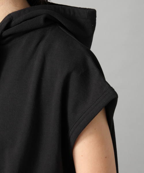 LOWRYS FARM（ローリーズファーム）の「フードフレンチスリーブ　837706（Tシャツ/カットソー・レディース・パープル/オフホワイト/ブラック/ベージュ・FREE）」の8枚目の写真