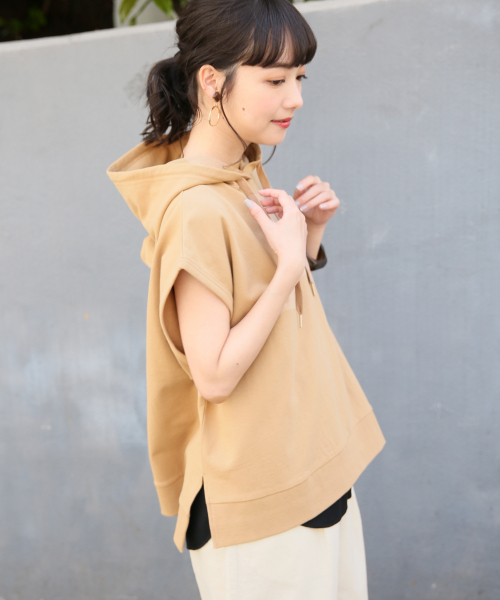 LOWRYS FARM（ローリーズファーム）の「フードフレンチスリーブ　837706（Tシャツ/カットソー・レディース・パープル/オフホワイト/ブラック/ベージュ・FREE）」の13枚目の写真