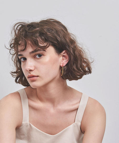 UNITED ARROWS（ユナイテッドアローズ）の「別注＜PHILIPPE AUDIBERT（フィリップ オーディベール）＞CHARLEE フープピアス†（ピアス（両耳用）・レディース・ゴールド・FREE）」の5枚目の写真