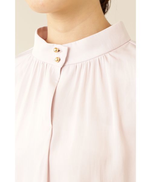 NATURAL BEAUTY BASIC（ナチュラルビューティーベーシック）の「ヴィンテージサテンギャザーブラウス（シャツ/ブラウス・レディース・ネイビー/オフホワイト/ピンク/ピンク系その他5・SMALL/MEDIUM）」の9枚目の写真