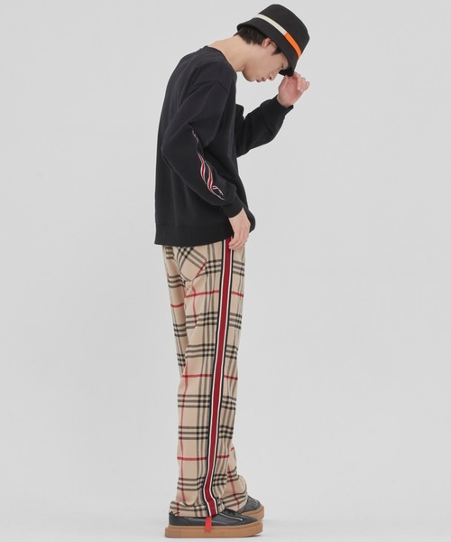 ROMANTIC CROWN(ロマンティッククラウン)の「『ROMANTIC CROWN』CEREMONY TAPE SWEAT SHIRT / ロマンティッククラウン セレモニー テープ スウェットシャツ(スウェット・メンズ・アイボリー/グレー/ブラック・LARGE/SMALL/X-LARGE/MEDIUM)」の22枚目の写真
