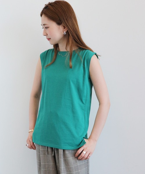 AMERICAN HOLIC（アメリカンホリック）の「ノースリーブ裾スリットカットプルオーバー1（Tシャツ/カットソー・レディース・オフホワイト/ピンク/ブルー系その他2/ブラック系その他4/グリーン/マルチ・M/L）」の3枚目の写真