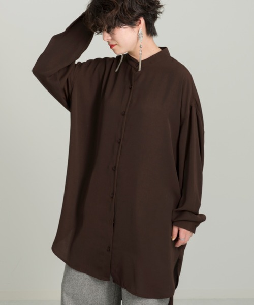 Ambre Neige（アンブルネージュ）の「バンドカラールーズチュニックシャツ／【WEB/EC限商品定商品】（シャツ/ブラウス・レディース・ダークブラウン/オフホワイト・FREE）」の8枚目の写真