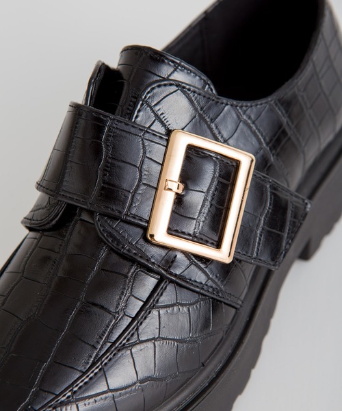 SpRay（スプレイ）の「バックル付厚底ローファー（ドレスシューズ・レディース・ブラック/ブラック系その他/ブラウン系その他/ブラック系その他2・SMALL/MEDIUM/LARGE/X-LARGE）」の17枚目の写真