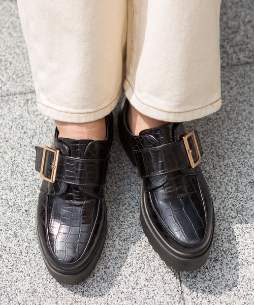 SpRay（スプレイ）の「バックル付厚底ローファー（ドレスシューズ・レディース・ブラック/ブラック系その他/ブラウン系その他/ブラック系その他2・SMALL/MEDIUM/LARGE/X-LARGE）」の12枚目の写真