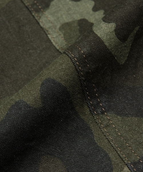 Ray BEAMS(レイビームス)の「Ray BEAMS / カモフラ ストレッチ タイトスカート(スカート・レディース・オリーブ・0/1)」の4枚目の写真