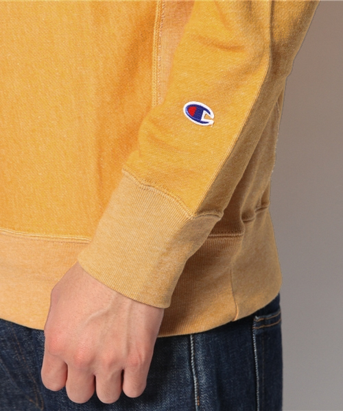 Champion（チャンピオン）の「Champion C3-E025 チャンピオン リバースウィーブ クルー スウェットシャツ（スウェット・メンズ・イエロー/グレー/レッド/ブラック・LARGE/MEDIUM/X-LARGE）」の11枚目の写真