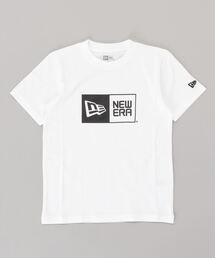 NEW ERA（ニューエラ）の「【NEW　ERA/ニューエラ】ステッカーロゴ キッズ半袖Ｔシャツ【140ｃｍ-160ｃｍ】/ ホワイト（Tシャツ/カットソー・キッズ）」