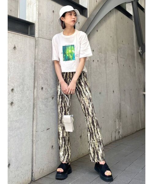 EMODA（エモダ）の「ウェーブテクスチャーハイウエストパンツ（その他パンツ・レディース・ブラック/その他/その他1・SMALL/MEDIUM）」の12枚目の写真