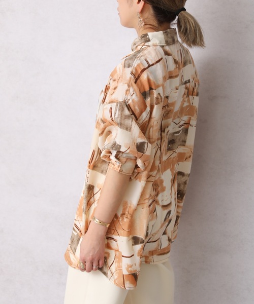 ap retro(アプレトロ)の「ニュアンス柄シャツ【ZOZO限定アイテム】(シャツ/ブラウス・レディース・イエロー/グレイッシュベージュ/ベージュ/グリーン・FREE)」の6枚目の写真