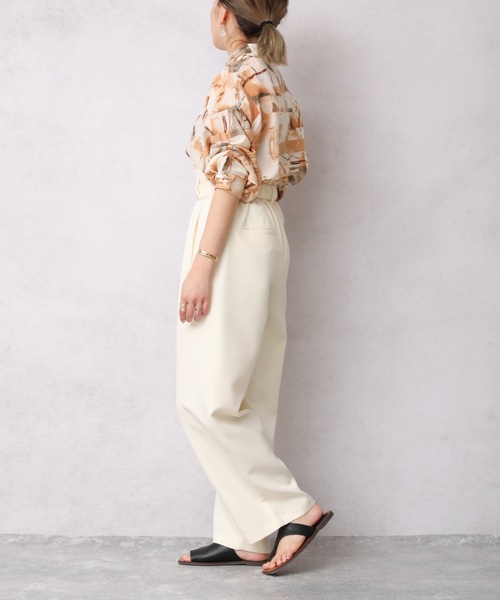 ap retro(アプレトロ)の「ニュアンス柄シャツ【ZOZO限定アイテム】(シャツ/ブラウス・レディース・イエロー/グレイッシュベージュ/ベージュ/グリーン・FREE)」の7枚目の写真