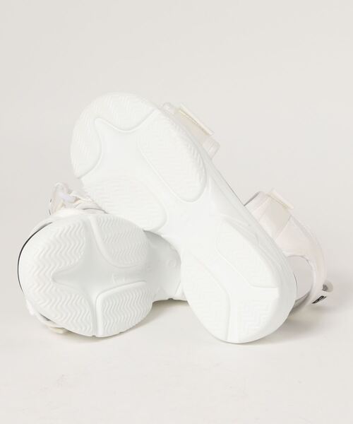 by LOVEiT（バイラビット）の「ロゴスポーツサンダル（サンダル・キッズ・ブラック/オフホワイト・21cm/22cm/23cm/24cm）」の4枚目の写真